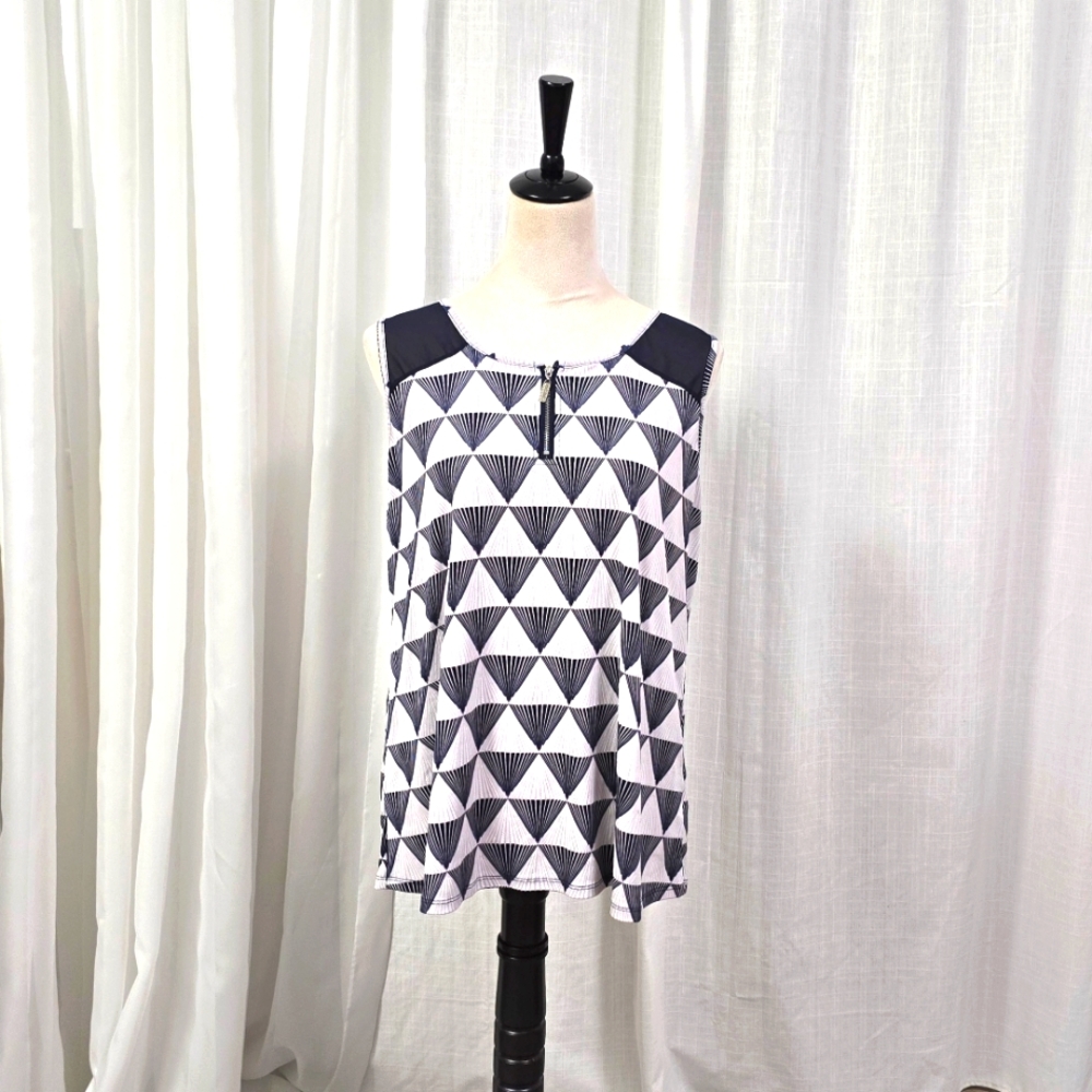 2/$30 SJS‎ Geometric Design Sleeveless Blouse Womens Size XL Liquid Knit